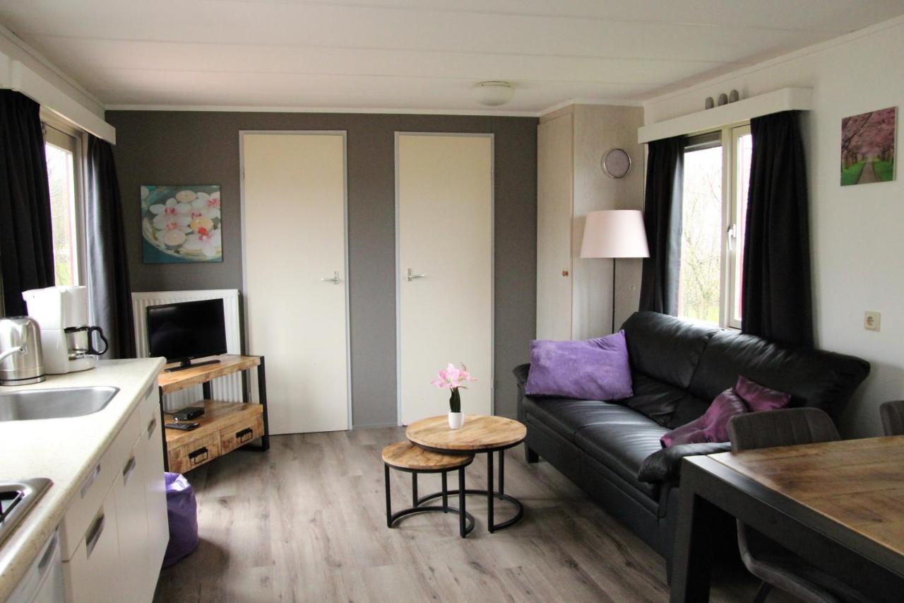 Hofgalow Chalet Op Camping "De Stal" Drijber 외부 사진