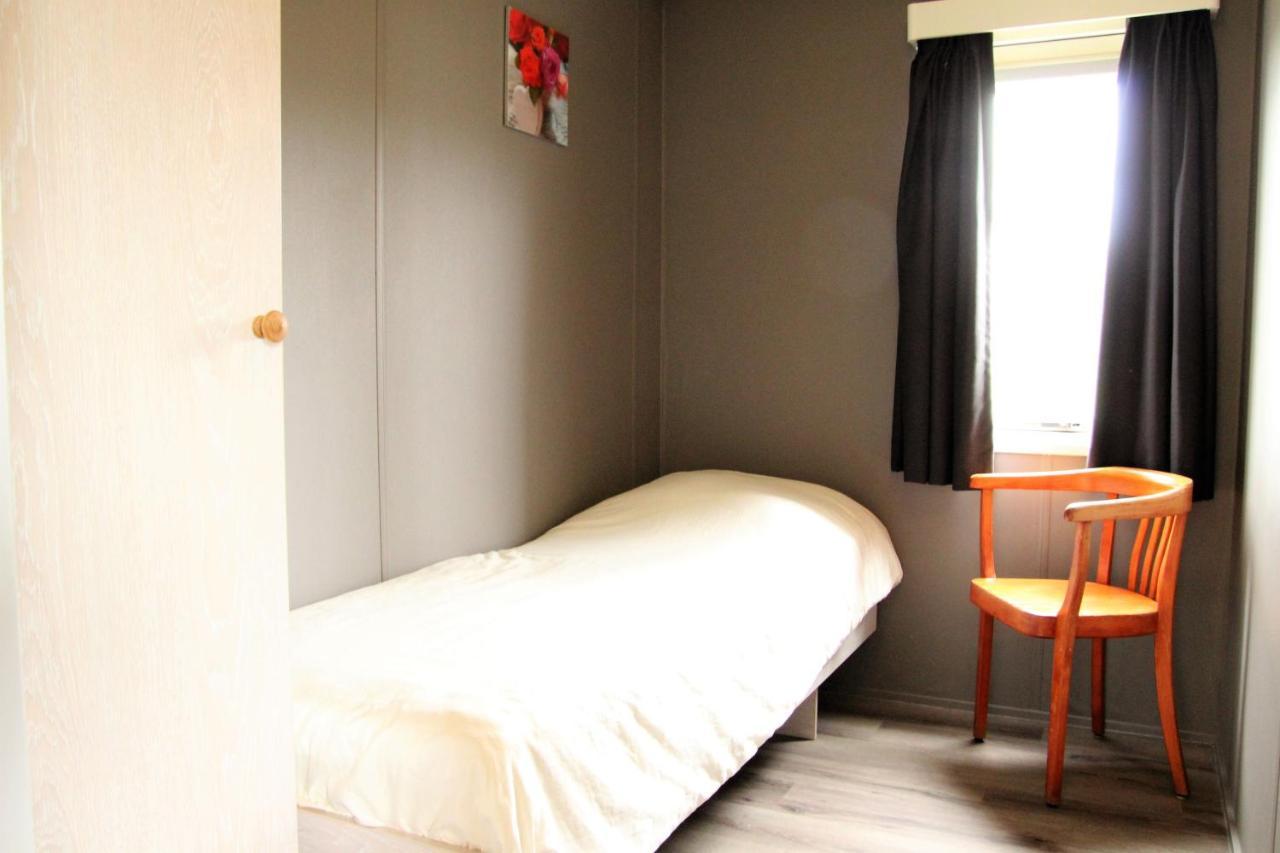 Hofgalow Chalet Op Camping "De Stal" Drijber 외부 사진