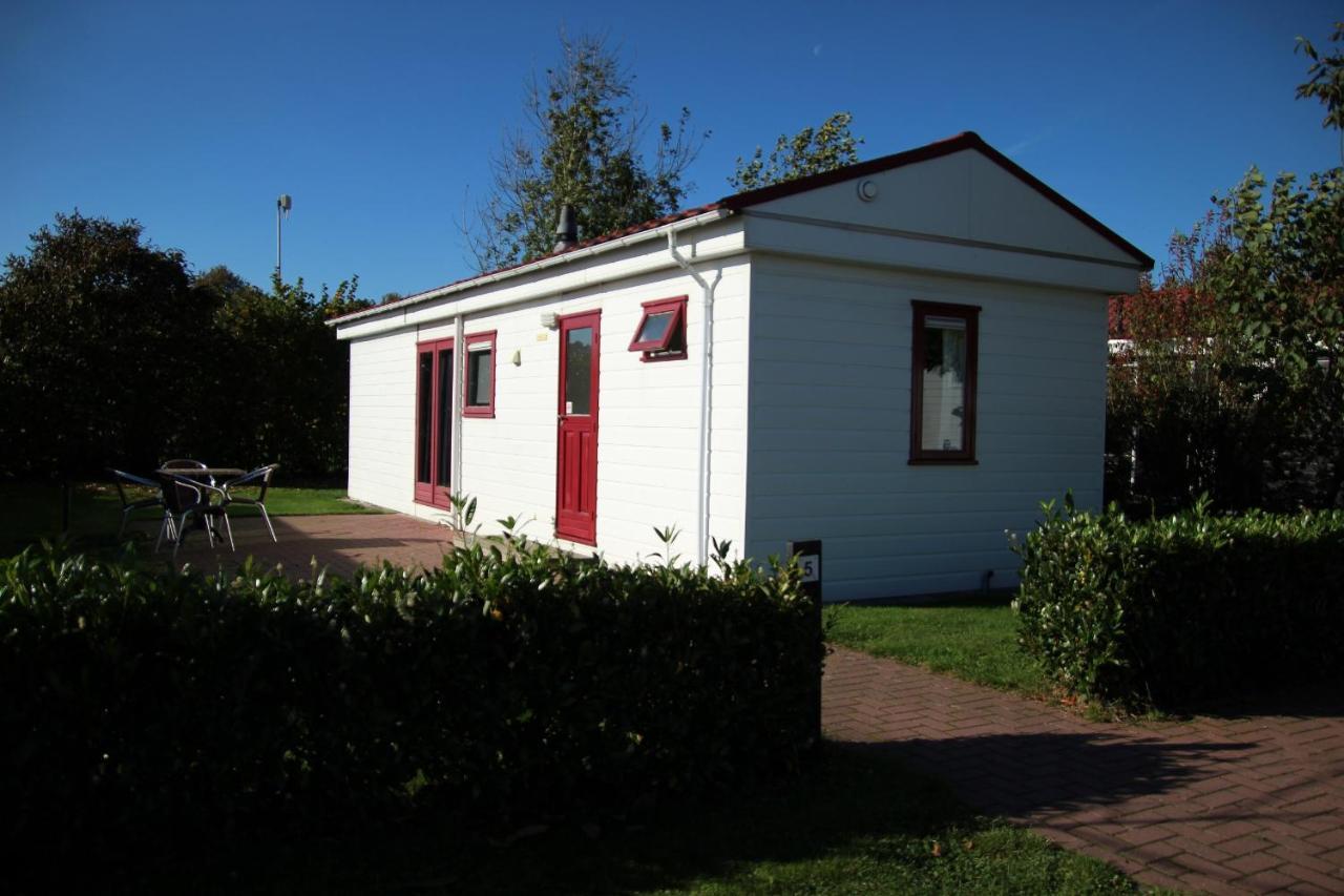 Hofgalow Chalet Op Camping "De Stal" Drijber 외부 사진